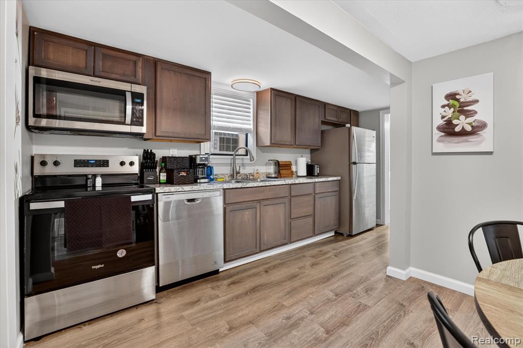 986 Pine Road Bay City, MI 48706 - Photo 13 of 35