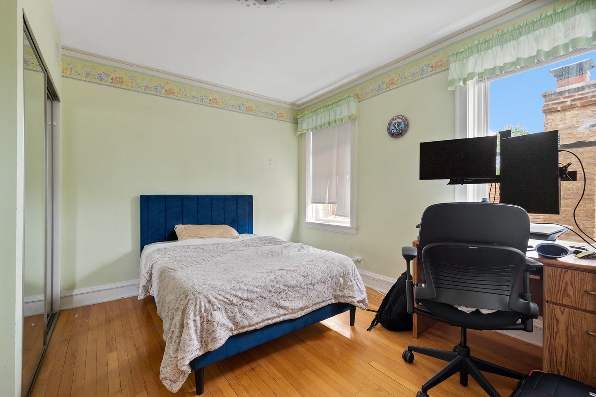 2732 West Greenleaf Avenue, Unit 3 Chicago, IL 60645 - Photo 14 of 15