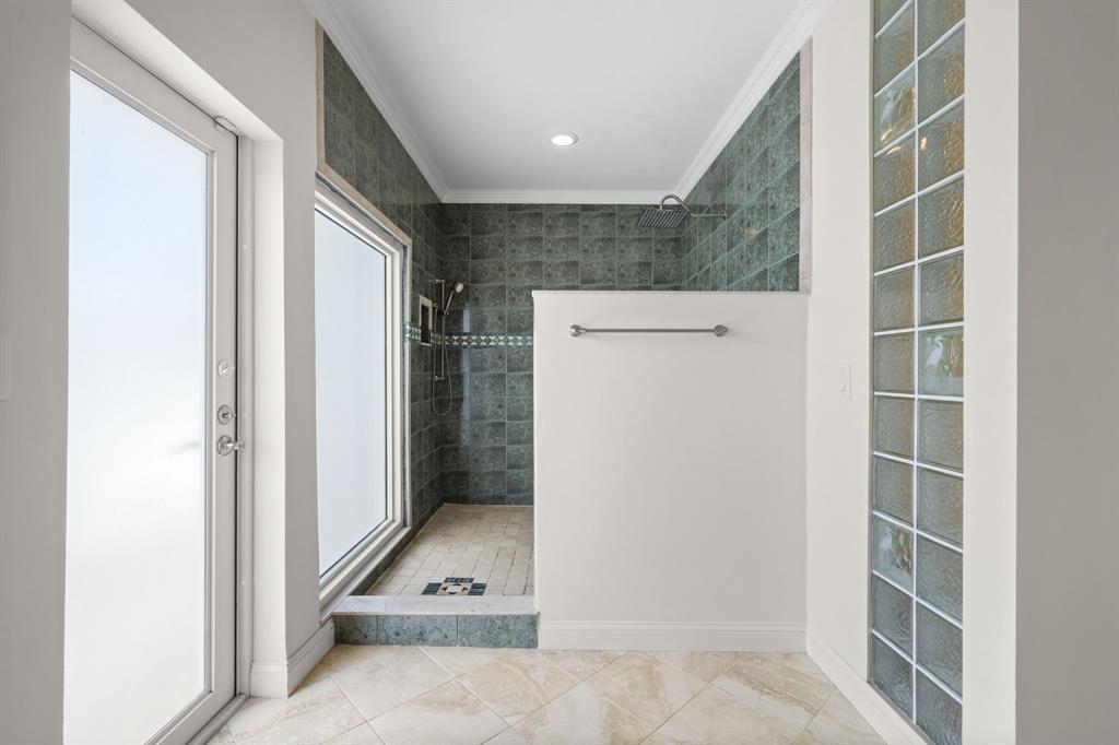 3741 Northeast 31st Avenue Lighthouse Point, FL 33064 - Photo 21 of 40 a view of entryway with bathroom