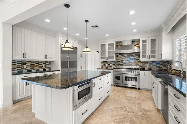 $3,899,999 | 3741 Northeast 31st Avenue, Lighthouse Point, FL 33064