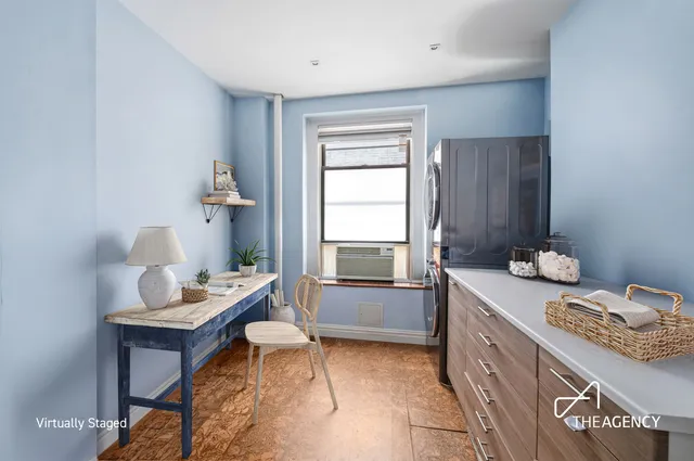 $950,000 | 146 East 49th Street, Unit 6CD | Midtown East