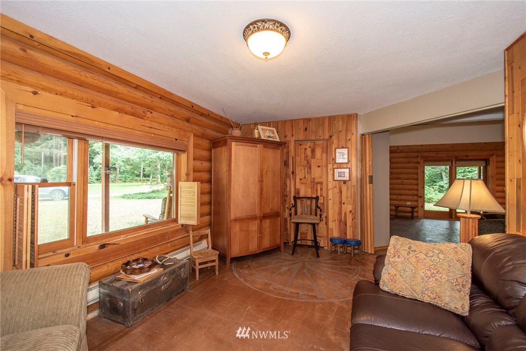 50 Northeast Pokes Road Belfair, WA 98528 - Photo 5 of 23 Gallery Image 5
