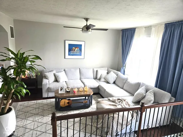 $2,300 | 12684 Tamworth Drive, Fishers, IN 46037