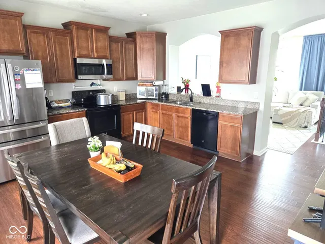 $2,300 | 12684 Tamworth Drive, Fishers, IN 46037