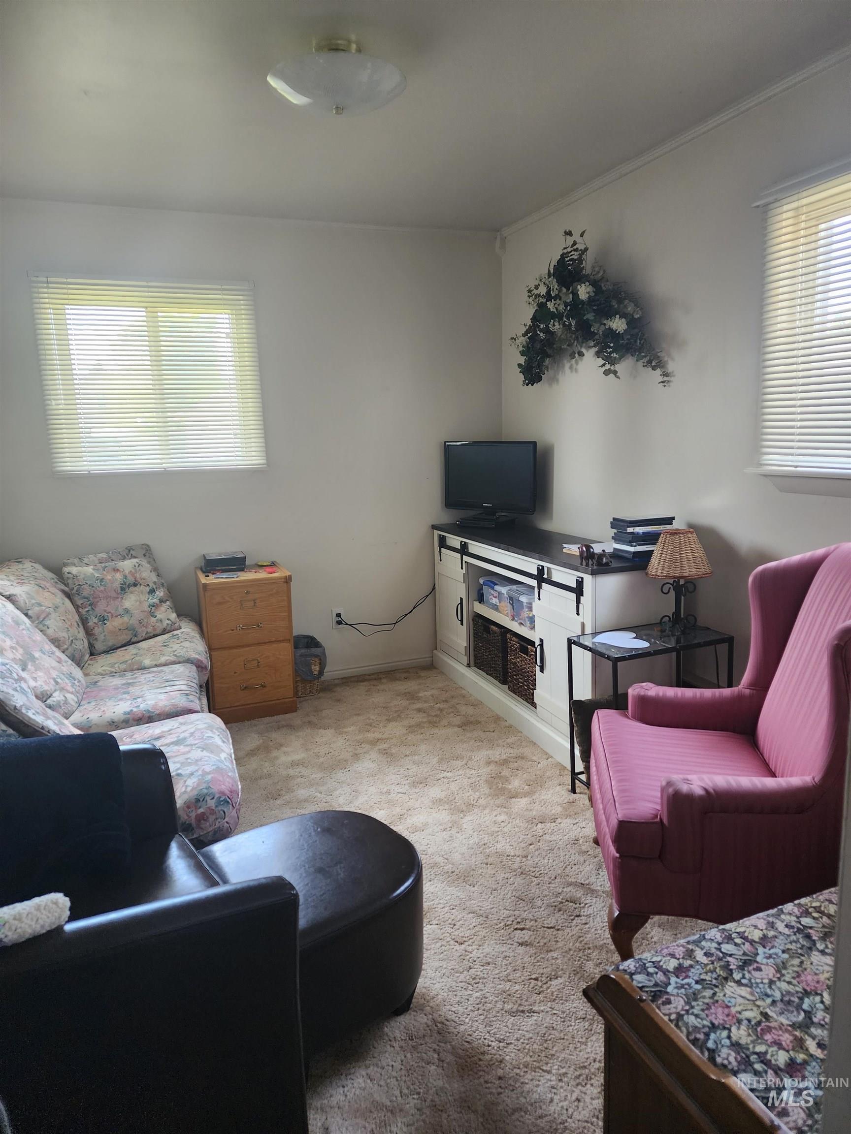 805 D Street Rupert, ID 83350 - Photo 3 of 21