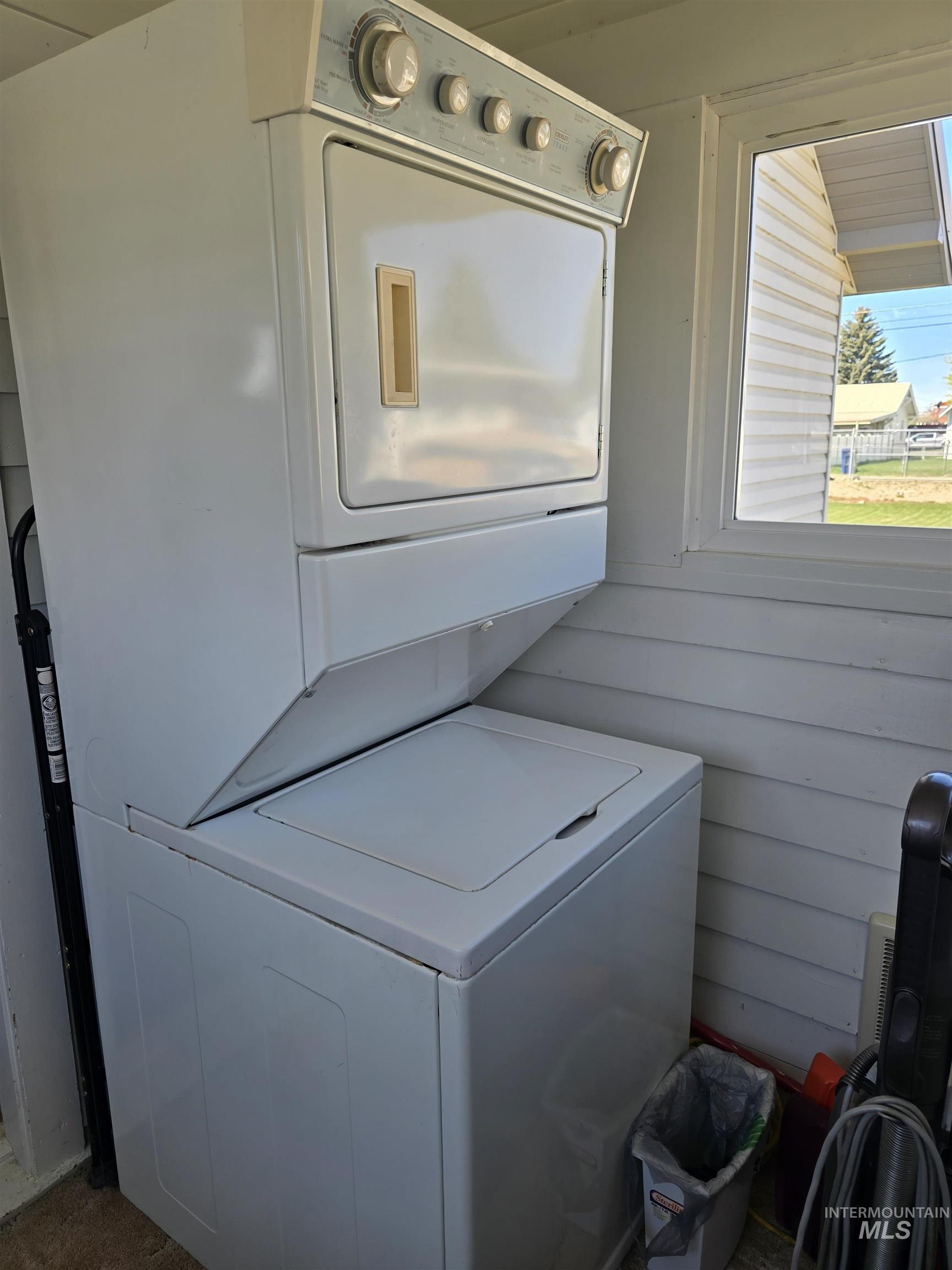 805 D Street Rupert, ID 83350 - Photo 4 of 21