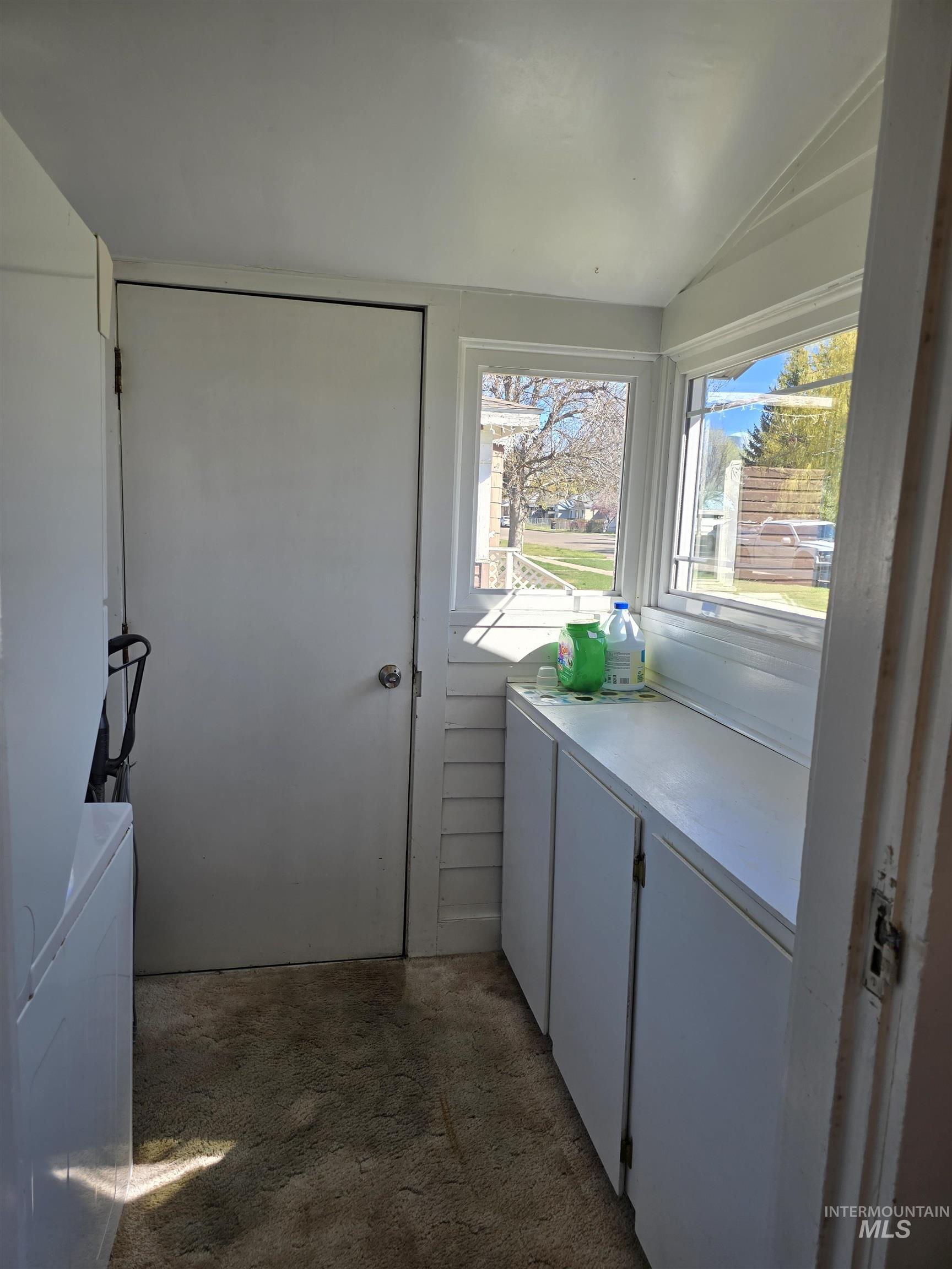 805 D Street Rupert, ID 83350 - Photo 5 of 21