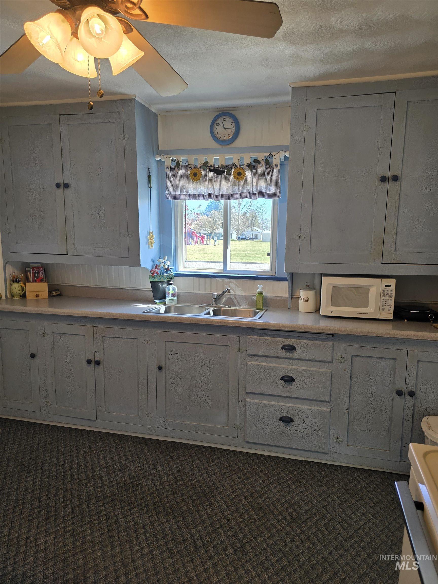 805 D Street Rupert, ID 83350 - Photo 8 of 21