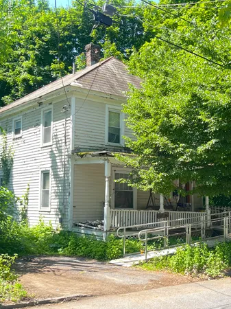 $195,000 | 31 Baldwin Avenue, Glens Falls, NY 12801