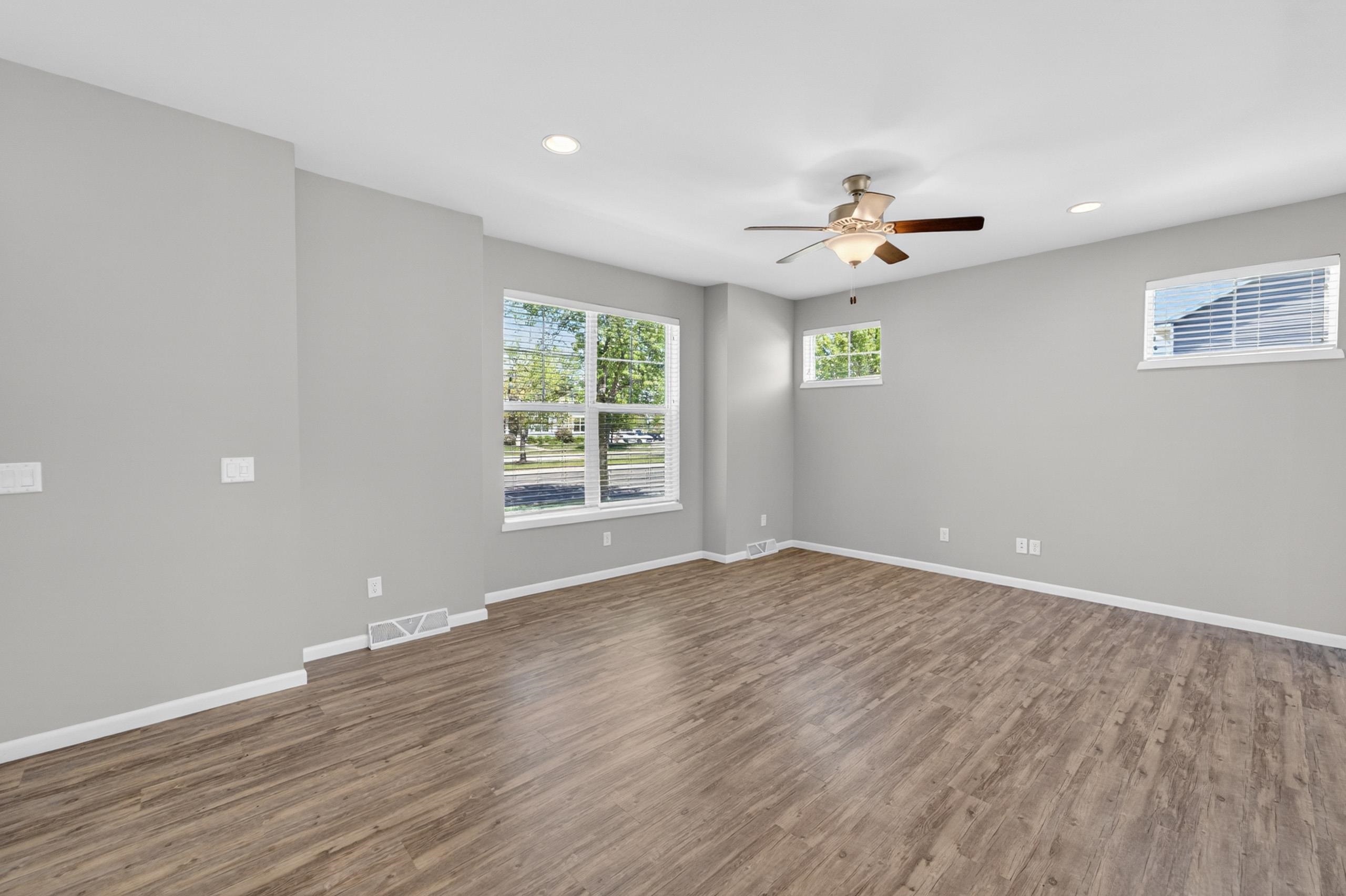 1105 O'Keeffe Avenue Sun Prairie, WI 53590 - Photo 5 of 26