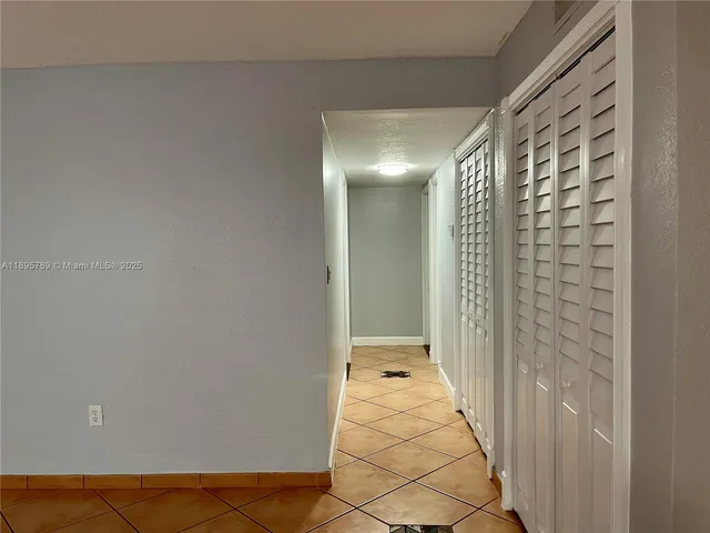 $2,450 | 9456 Southwest 77th Avenue, Unit T4, Miami, FL 33156