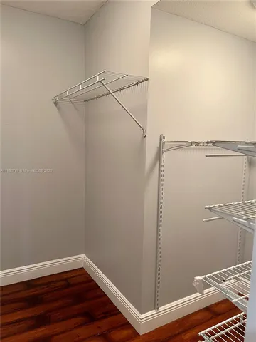 $2,450 | 9456 Southwest 77th Avenue, Unit T4, Miami, FL 33156