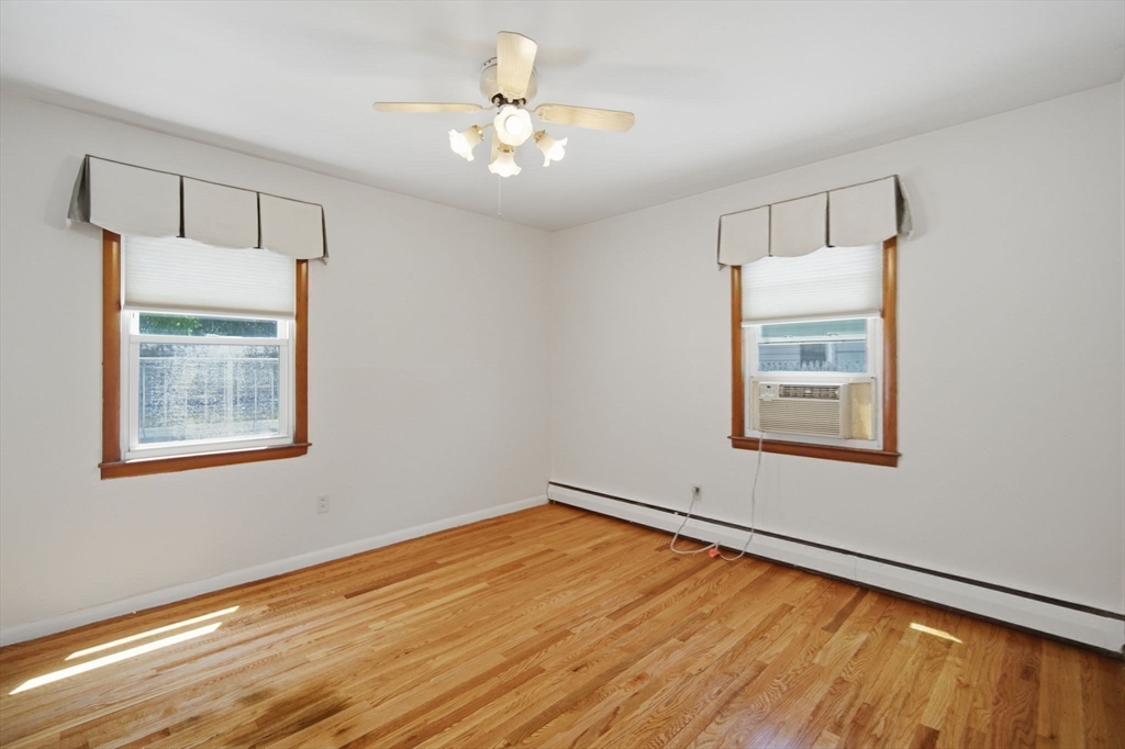 185 Marmon Street Springfield, MA 01129 - Photo 20 of 41