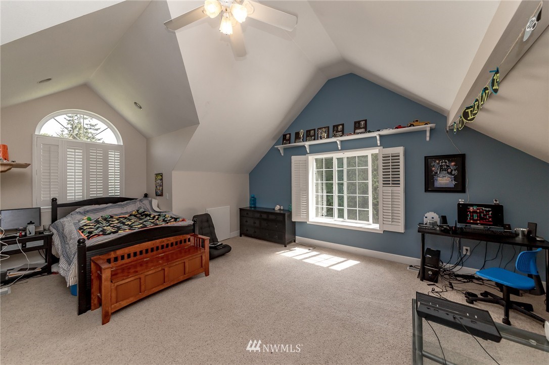 8438 Phillips Road Southeast Port Orchard, WA 98367 - Photo 18 of 23 Gallery Image 18