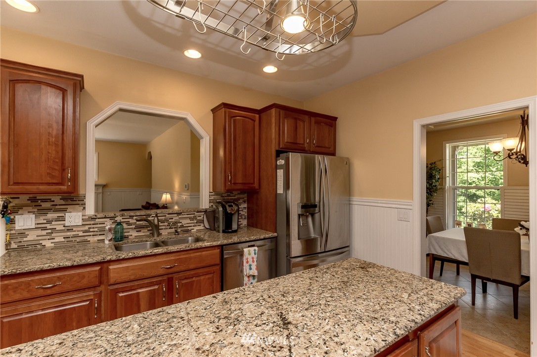 8438 Phillips Road Southeast Port Orchard, WA 98367 - Photo 9 of 23 Gallery Image 9