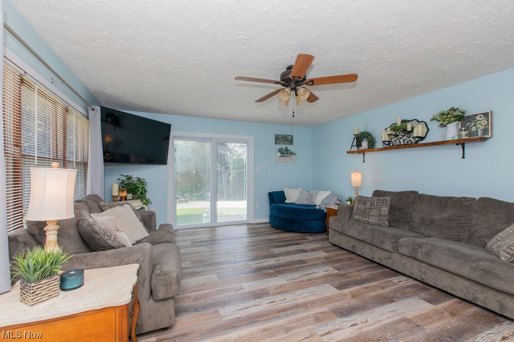 3269 Samuel Road Akron, OH 44312 - Photo 5 of 35