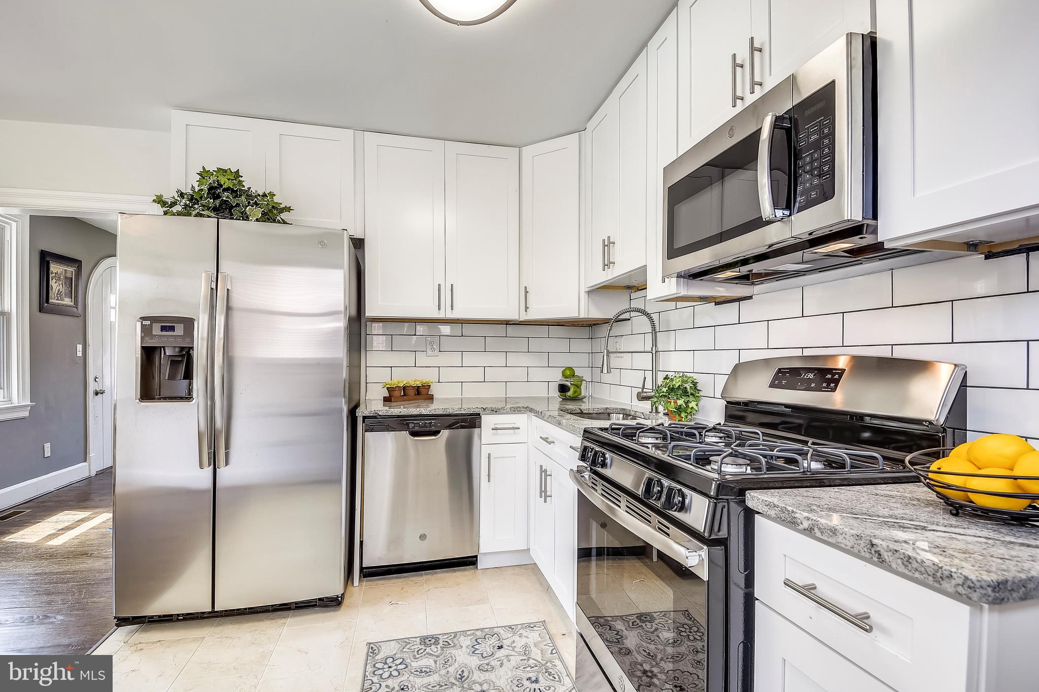 4302 Belle Grove Road Baltimore, MD 21225 - Photo 10 of 20