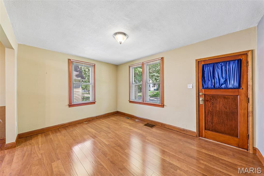 1118 13th Street Highland, IL 62249 - Photo 6 of 42