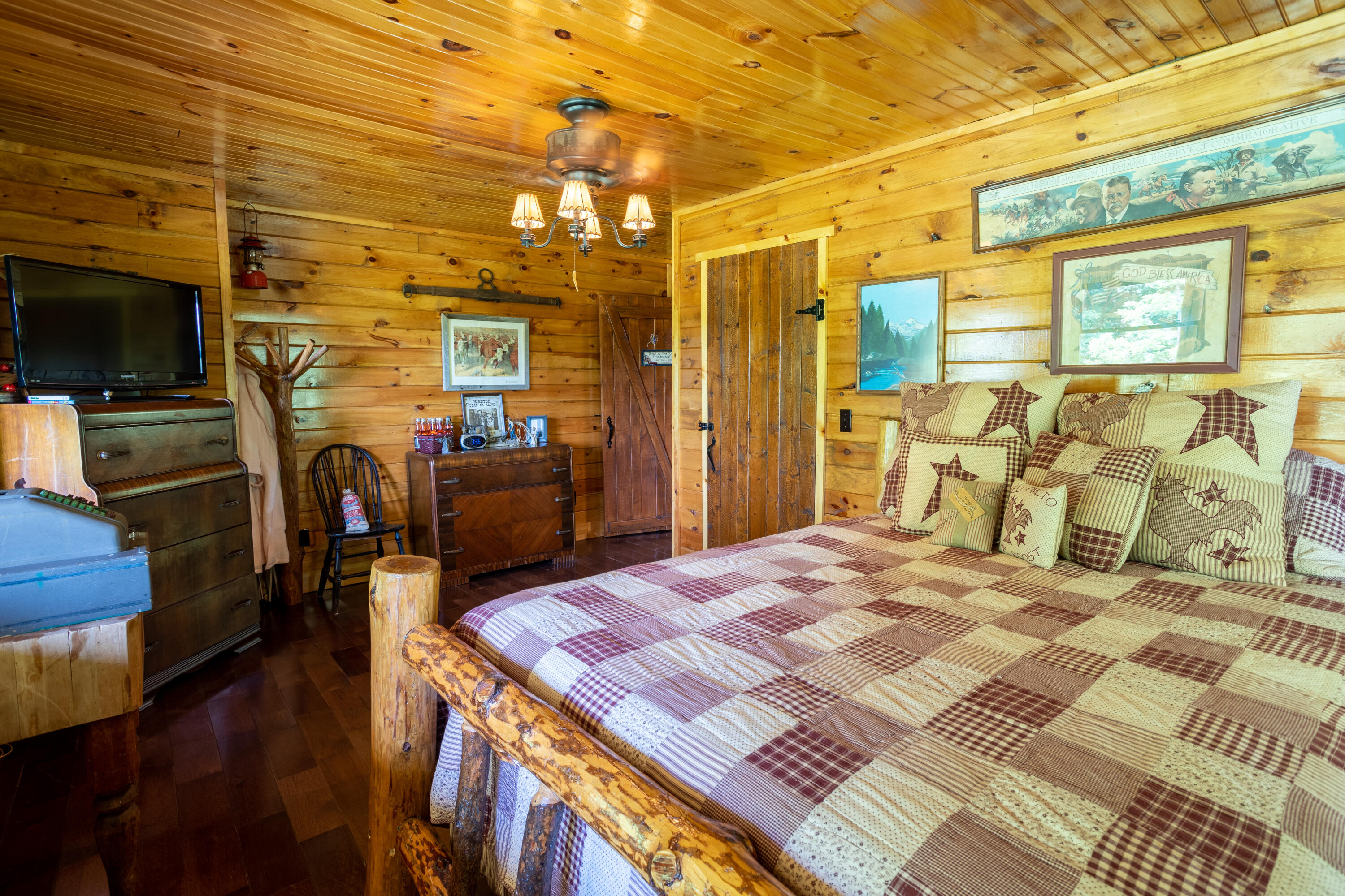 231 Marshall Road Kyles Ford, TN 37765 - Photo 24 of 73 Bedroom