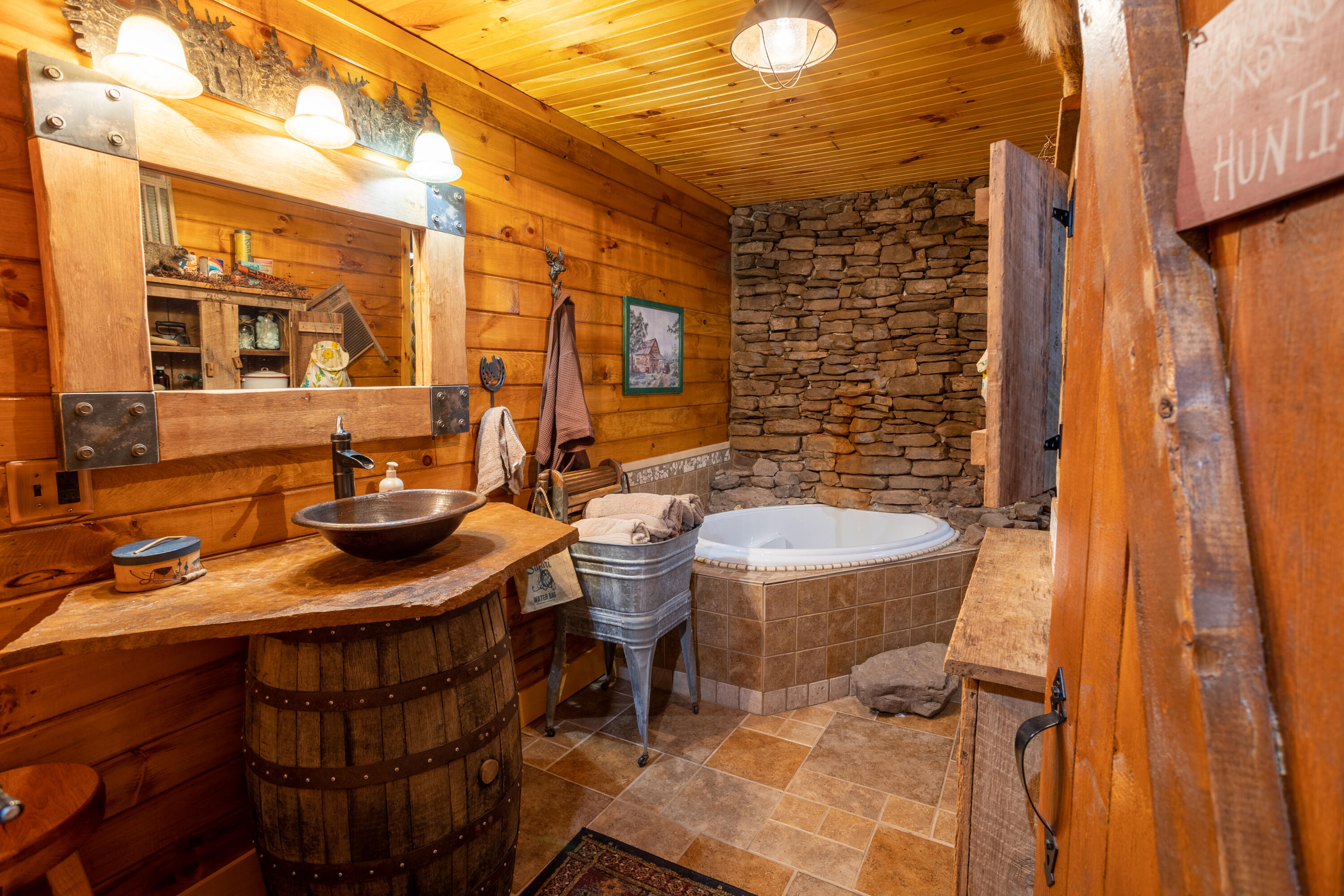 231 Marshall Road Kyles Ford, TN 37765 - Photo 25 of 73 Bathroom