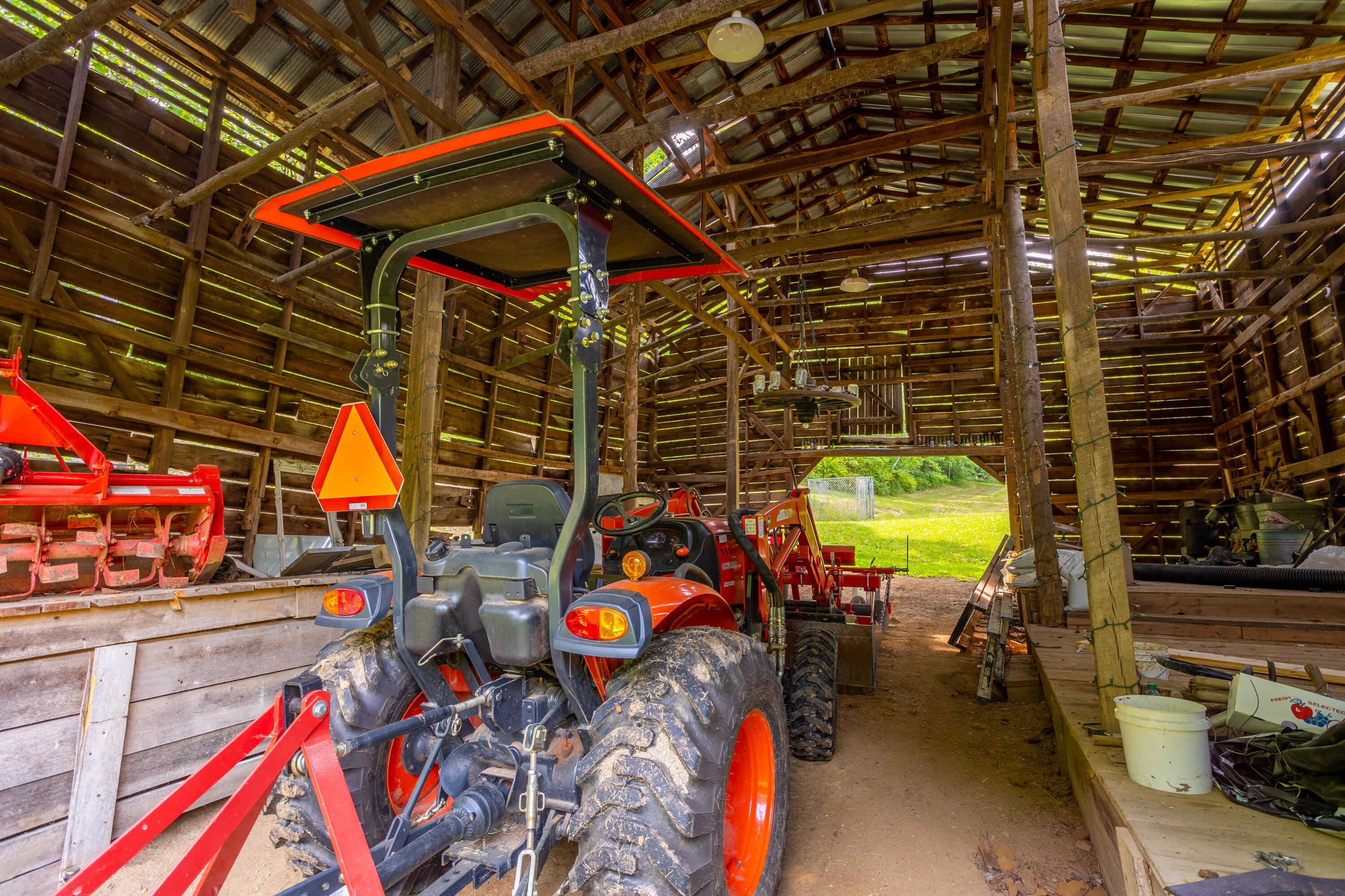 231 Marshall Road Kyles Ford, TN 37765 - Photo 48 of 73 Barn