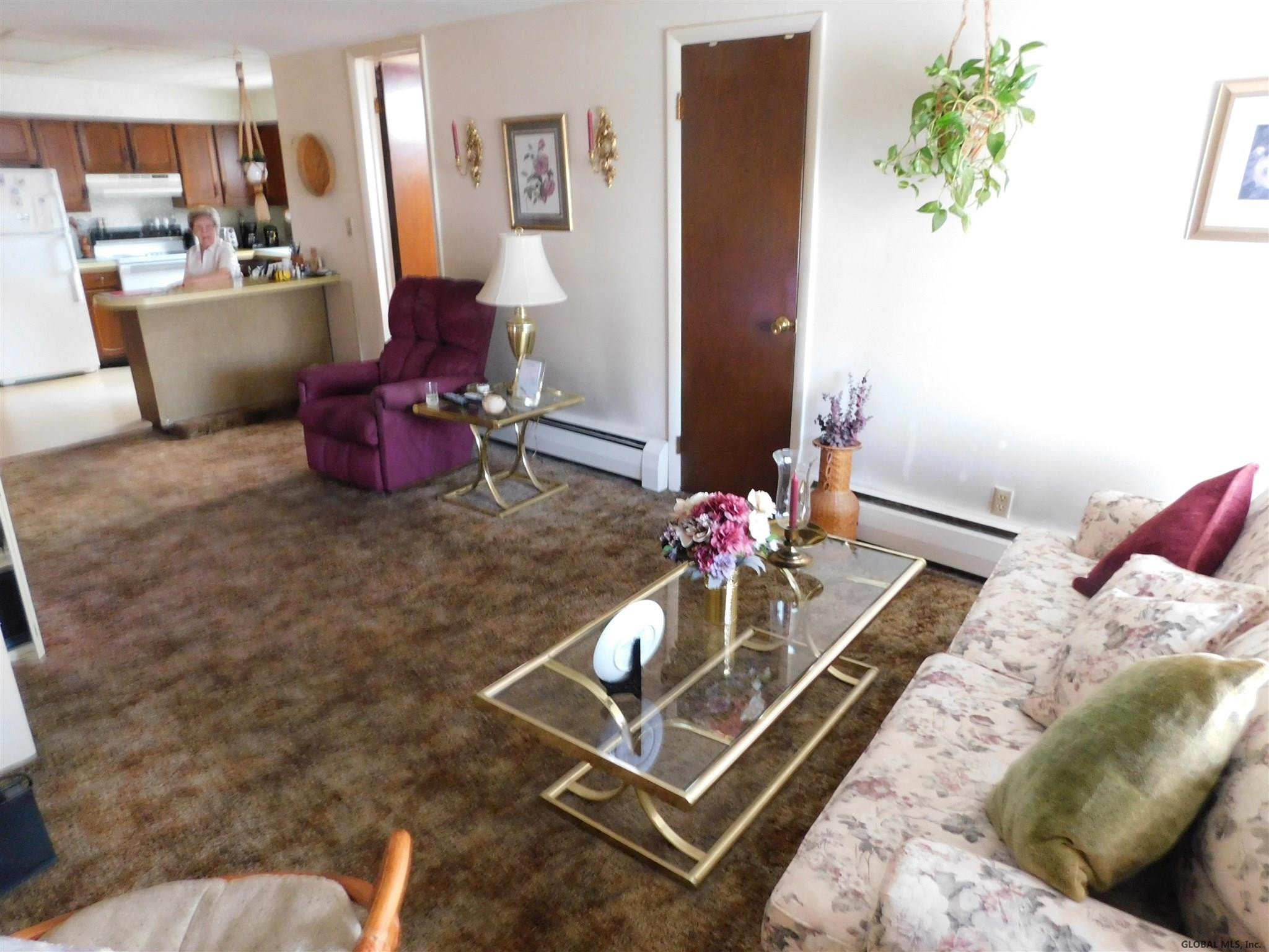 1004 Curry Road Rotterdam, NY 12306 - Photo 12 of 28 Photo 13