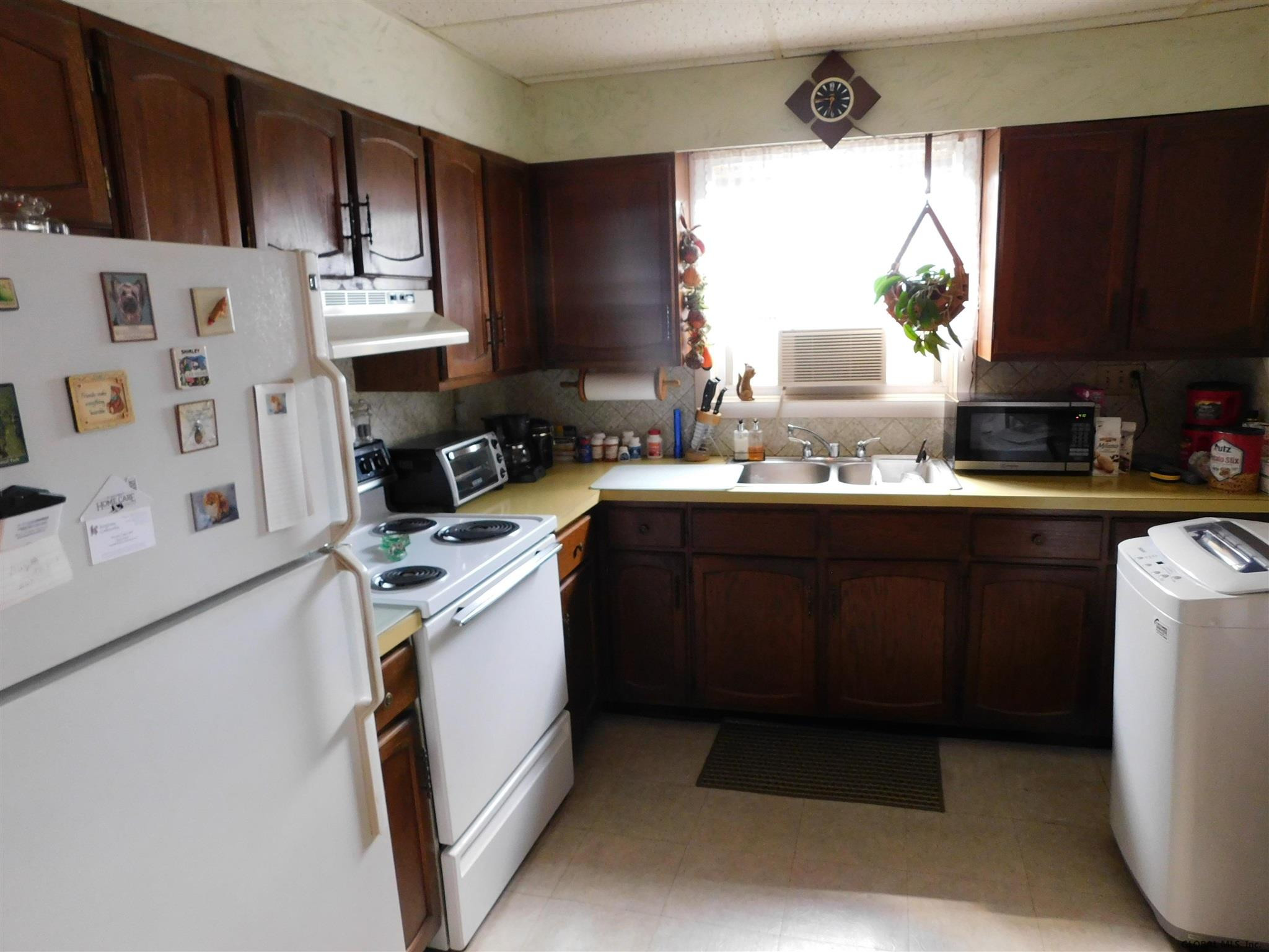 1004 Curry Road Rotterdam, NY 12306 - Photo 16 of 28 Photo 17