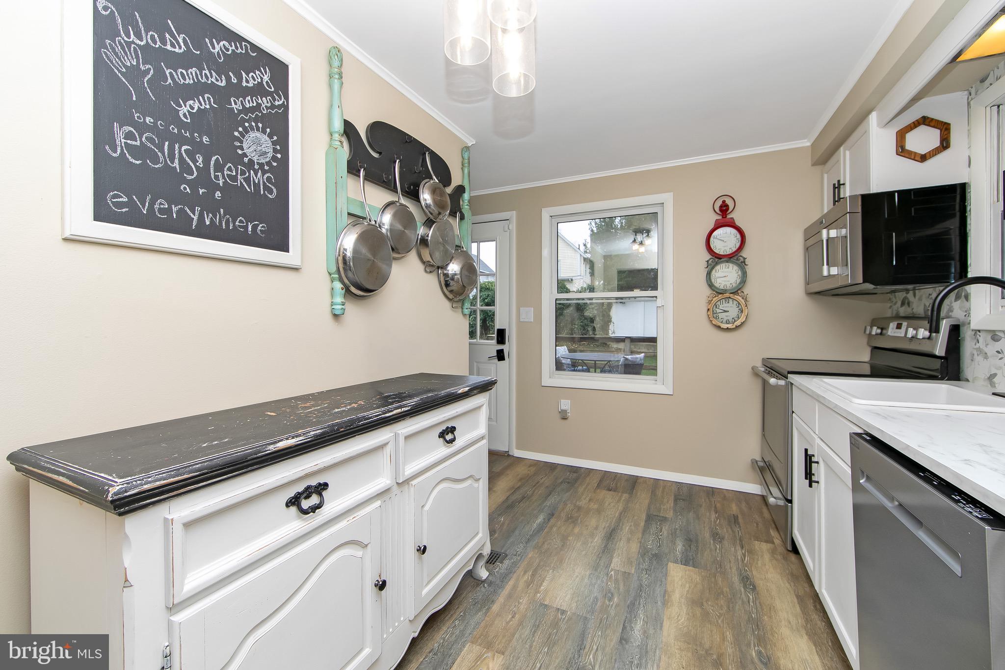 328 Legion Court Pitman, NJ 08071 - Photo 12 of 35