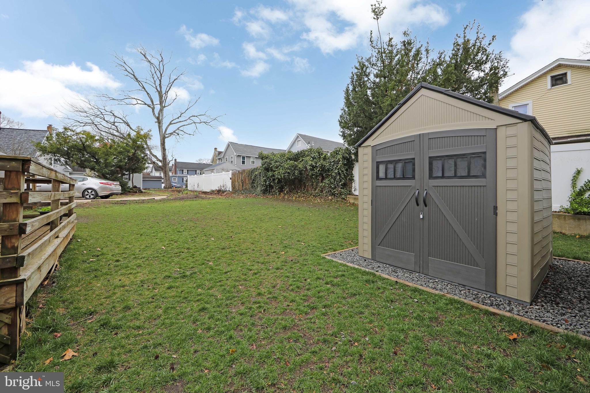 328 Legion Court Pitman, NJ 08071 - Photo 4 of 35