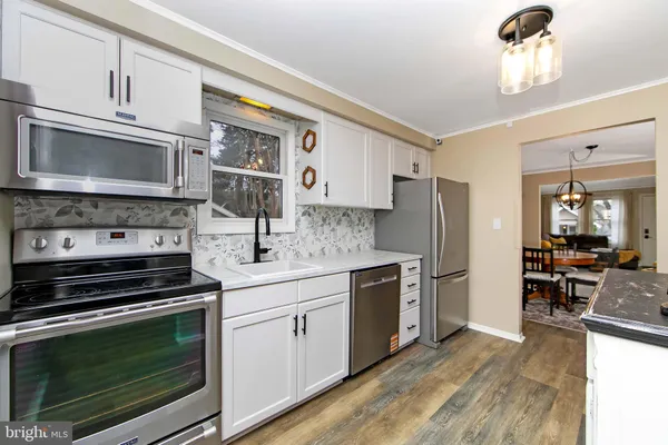 $345,000 | 328 Legion Court, Pitman, NJ 08071