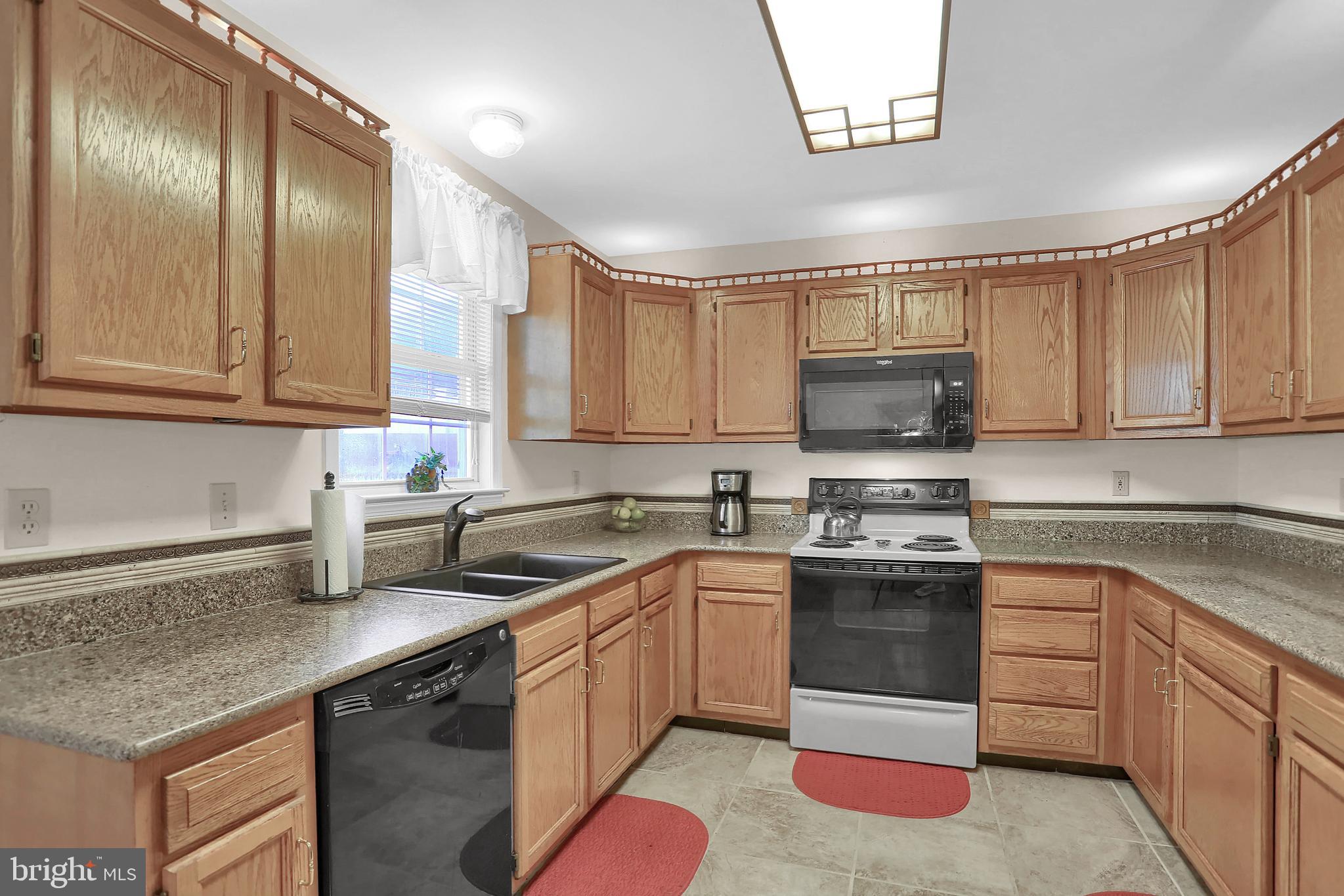 114 Country Ridge Drive Red Lion, PA 17356 - Photo 12 of 33 Gallery Image 12