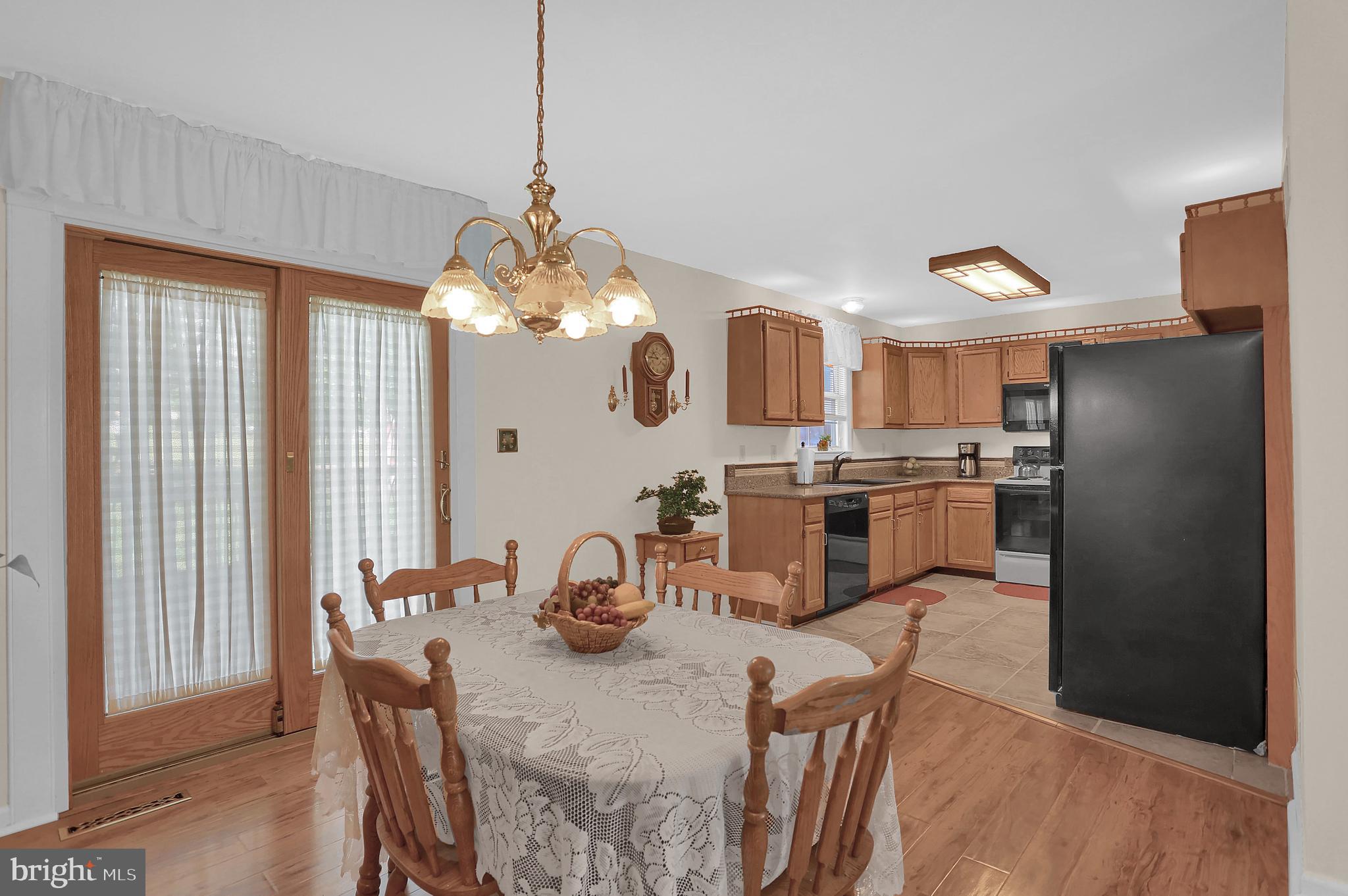 114 Country Ridge Drive Red Lion, PA 17356 - Photo 5 of 33 Gallery Image 5
