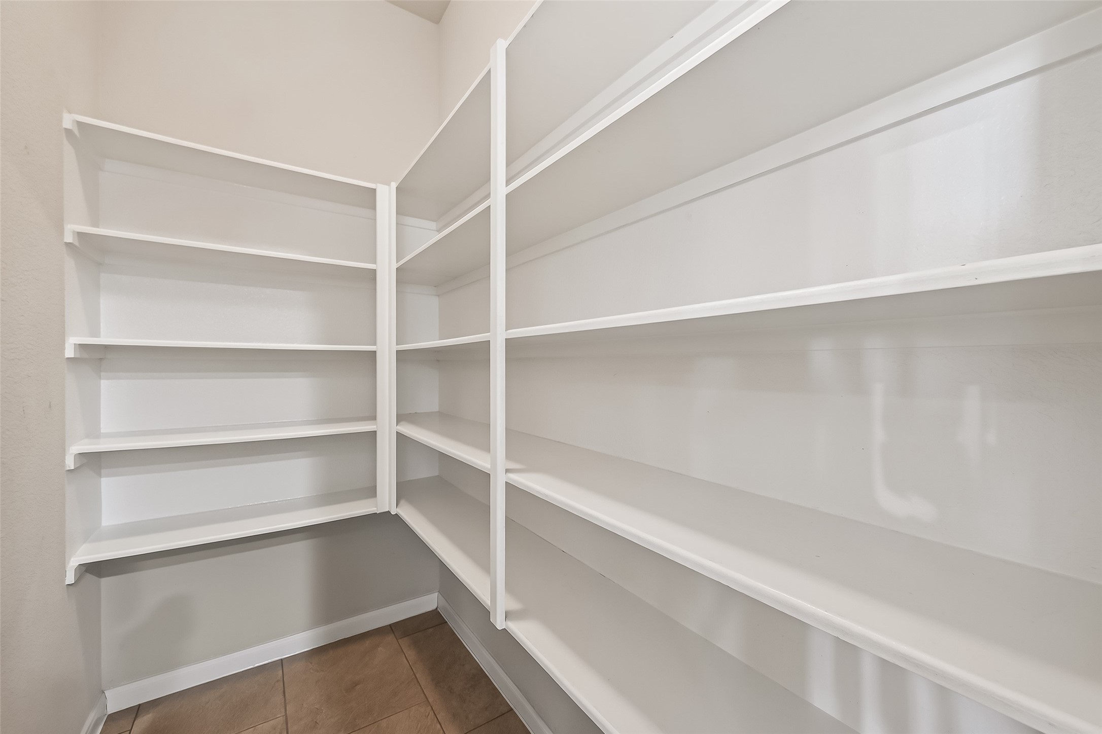 5819 Watford Bend Rosenberg, TX 77471 - Photo 13 of 47 pantry