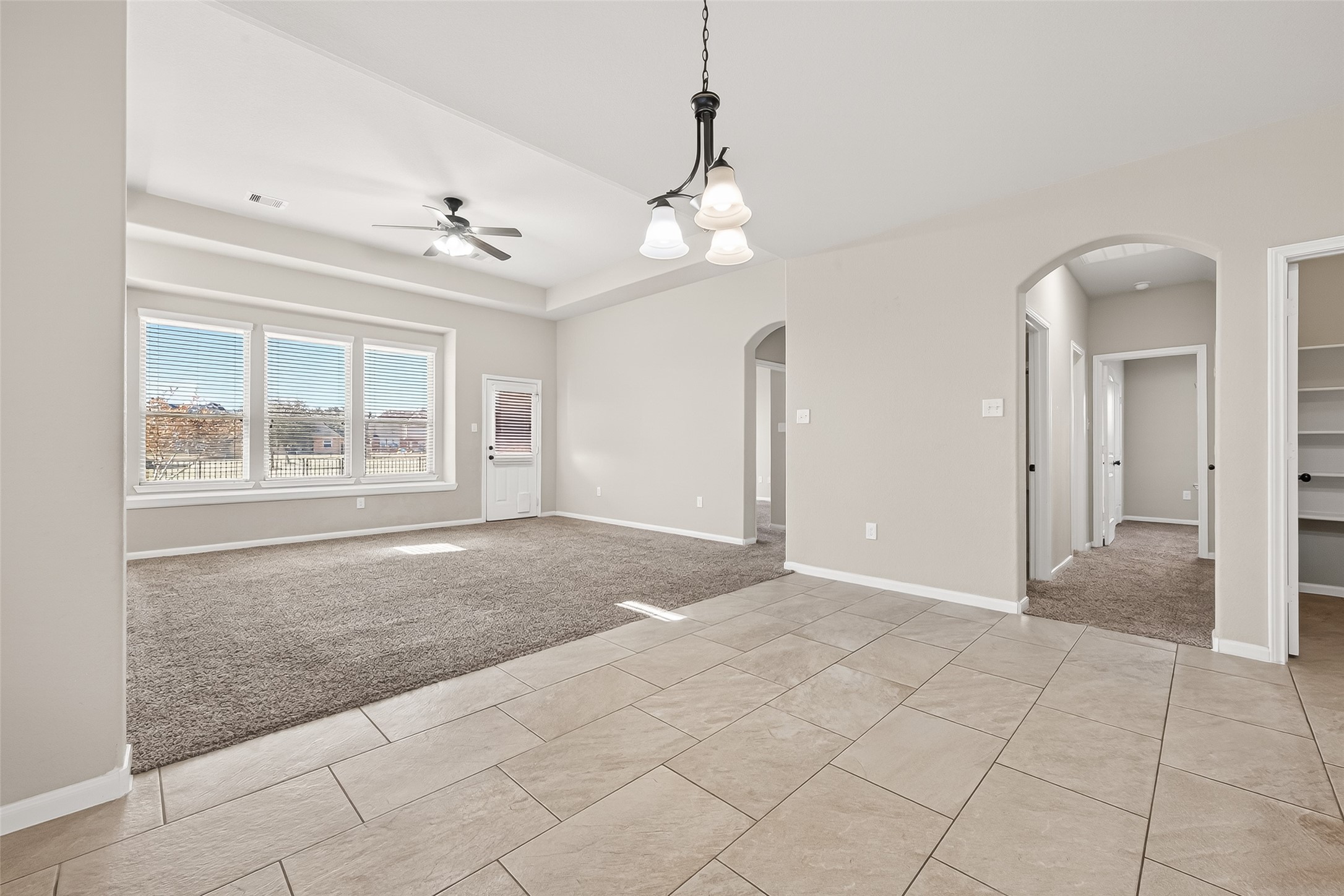 5819 Watford Bend Rosenberg, TX 77471 - Photo 17 of 47 kitchen/living combo