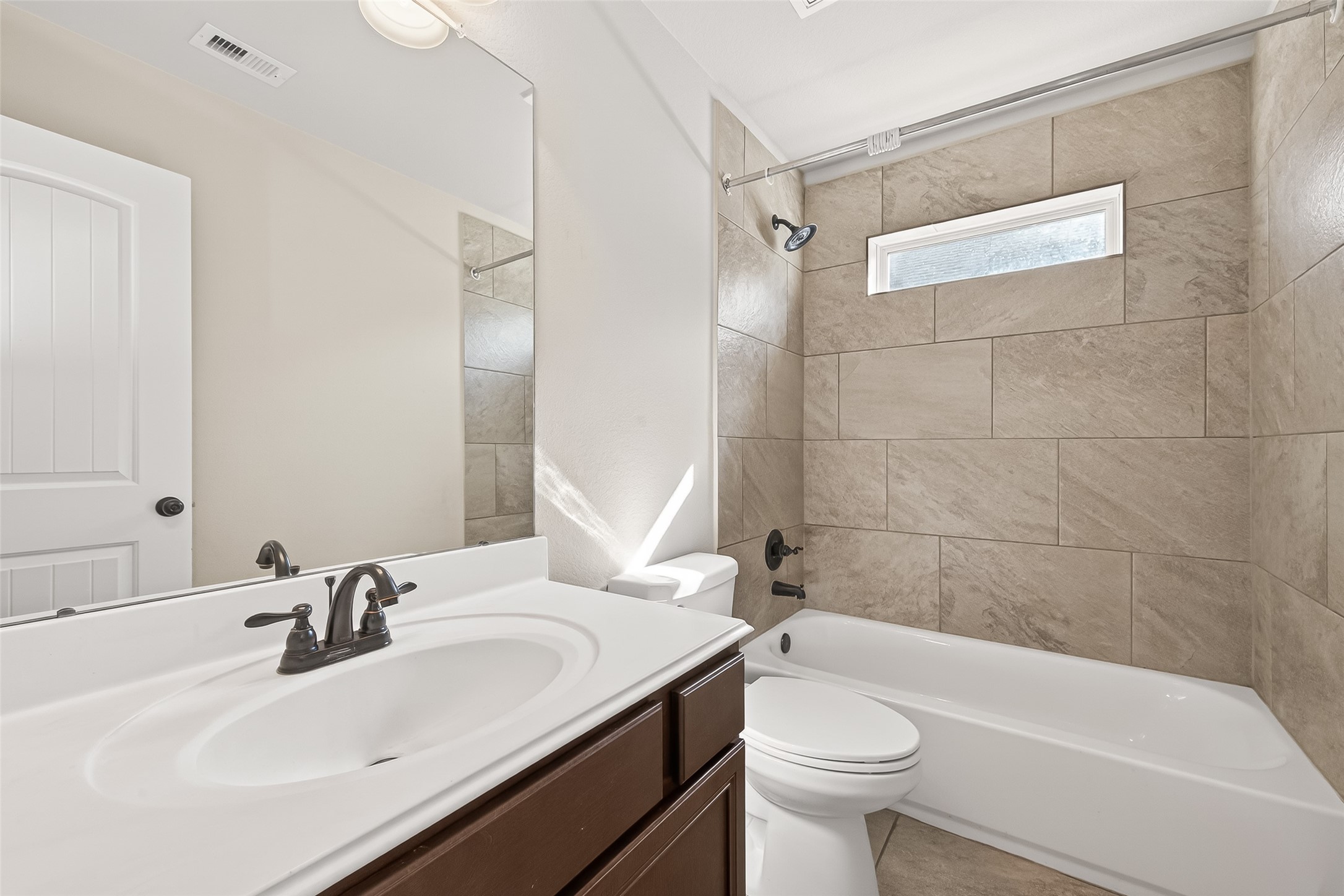 5819 Watford Bend Rosenberg, TX 77471 - Photo 31 of 47 upstairs bathroom in game room