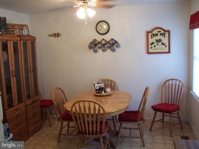 626 White Post Road White Post, VA 22663 - Photo 3 of 8 Dining Room