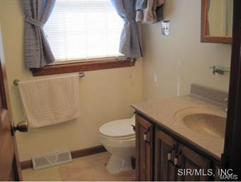 4425 Thatcher Road Alton, IL 62002 - Photo 13 of 23