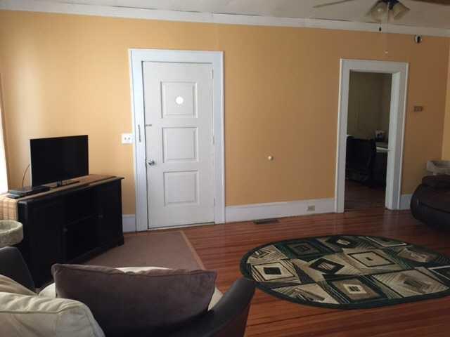 109 West George Street St. George, SC 29477 - Photo 5 of 28 Living Room