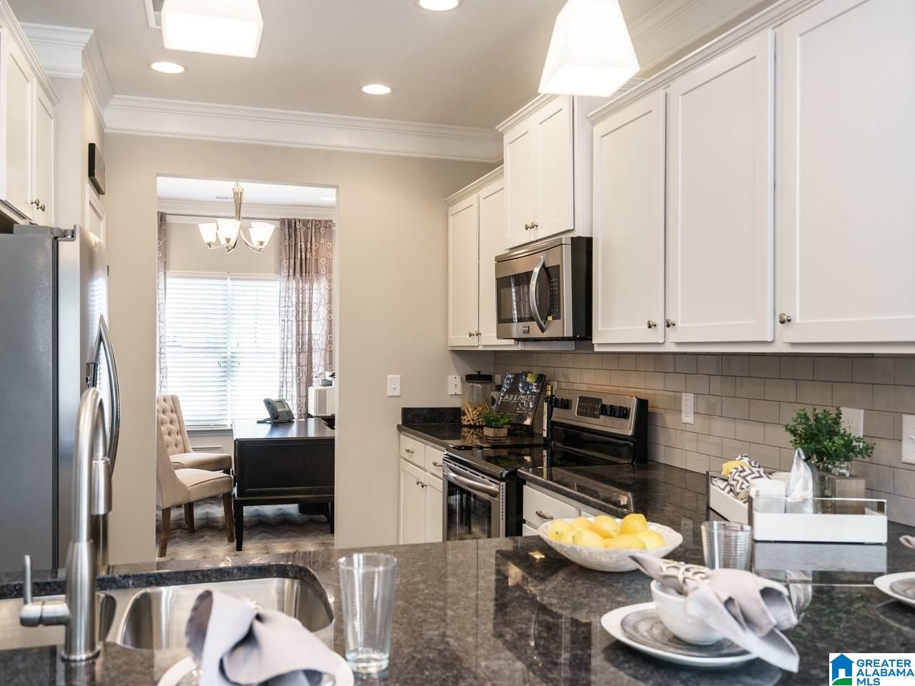 371 Countryside Circle Calera, AL 35040 - Photo 7 of 15