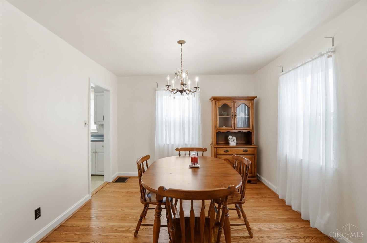 4515 Camberwell Road Cincinnati, OH 45209 - Photo 7 of 42