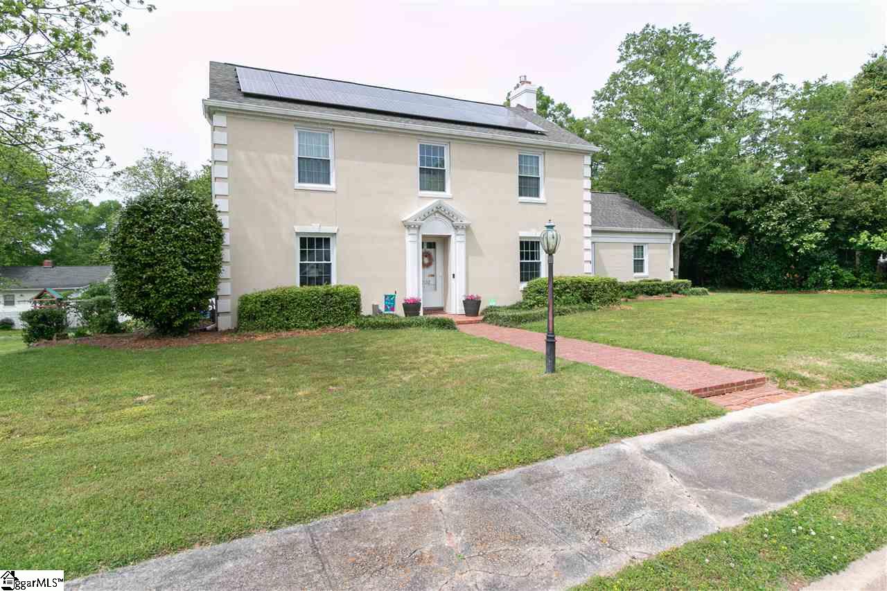 202 West Maple Street Clinton, SC 29325 - Photo 2 of 36 Gallery Image 2