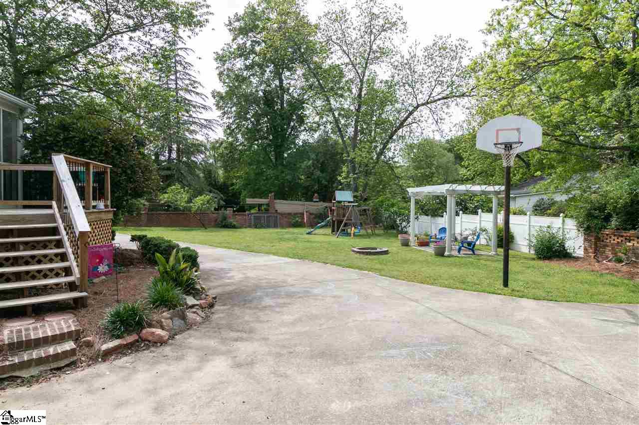 202 West Maple Street Clinton, SC 29325 - Photo 31 of 36 Gallery Image 31