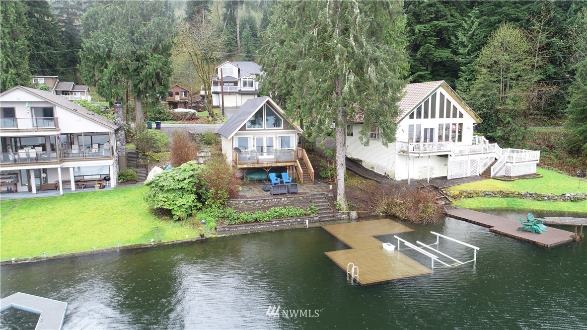 24017 South Lake Roesiger Road Snohomish, WA 98290 - Photo 3 of 8