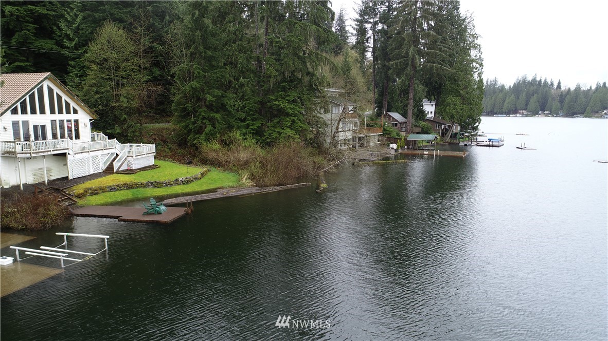 24017 South Lake Roesiger Road Snohomish, WA 98290 - Photo 6 of 8