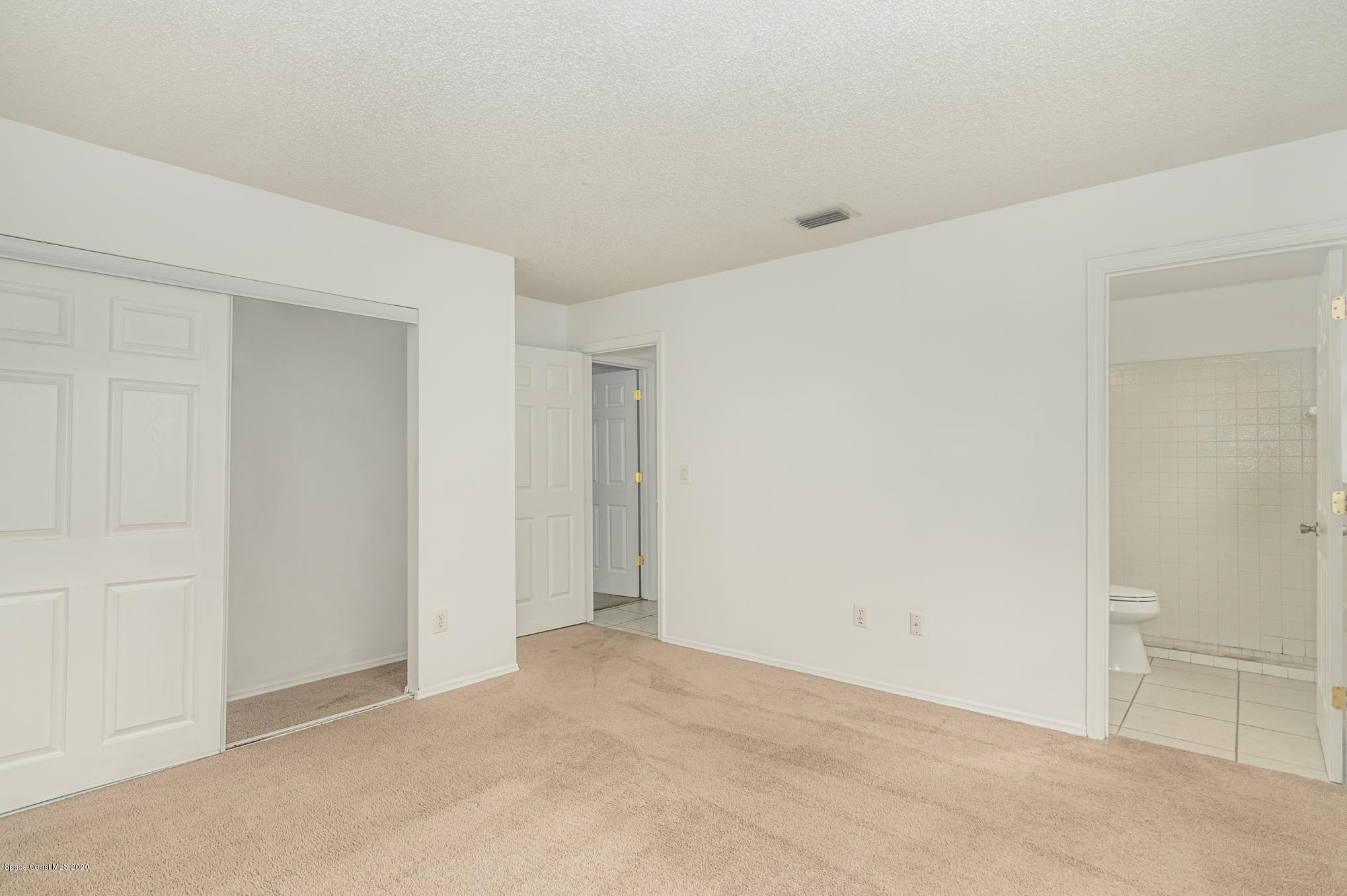 400 Lisa Road Northeast Palm Bay, FL 32907 - Photo 13 of 22 DSC_0027-Edit