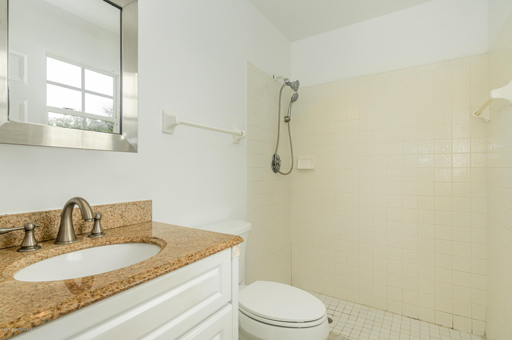 400 Lisa Road Northeast Palm Bay, FL 32907 - Photo 15 of 22 DSC_0032-Edit