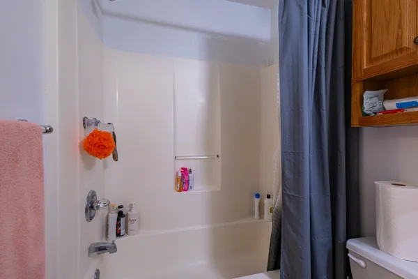 $320,000 | 614 Fairview Circle, Winchester, TN 37398