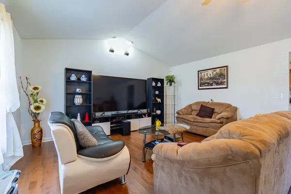 $320,000 | 614 Fairview Circle, Winchester, TN 37398