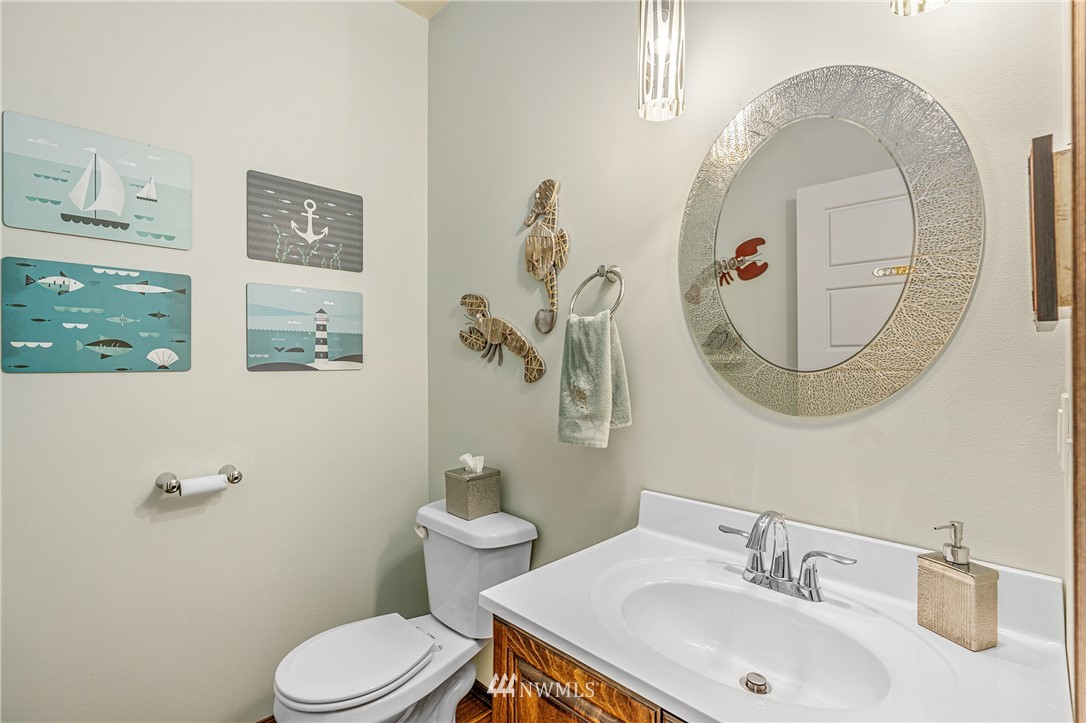 1409 Penn Cove Road Oak Harbor, WA 98277 - Photo 18 of 40 Gallery Image 18