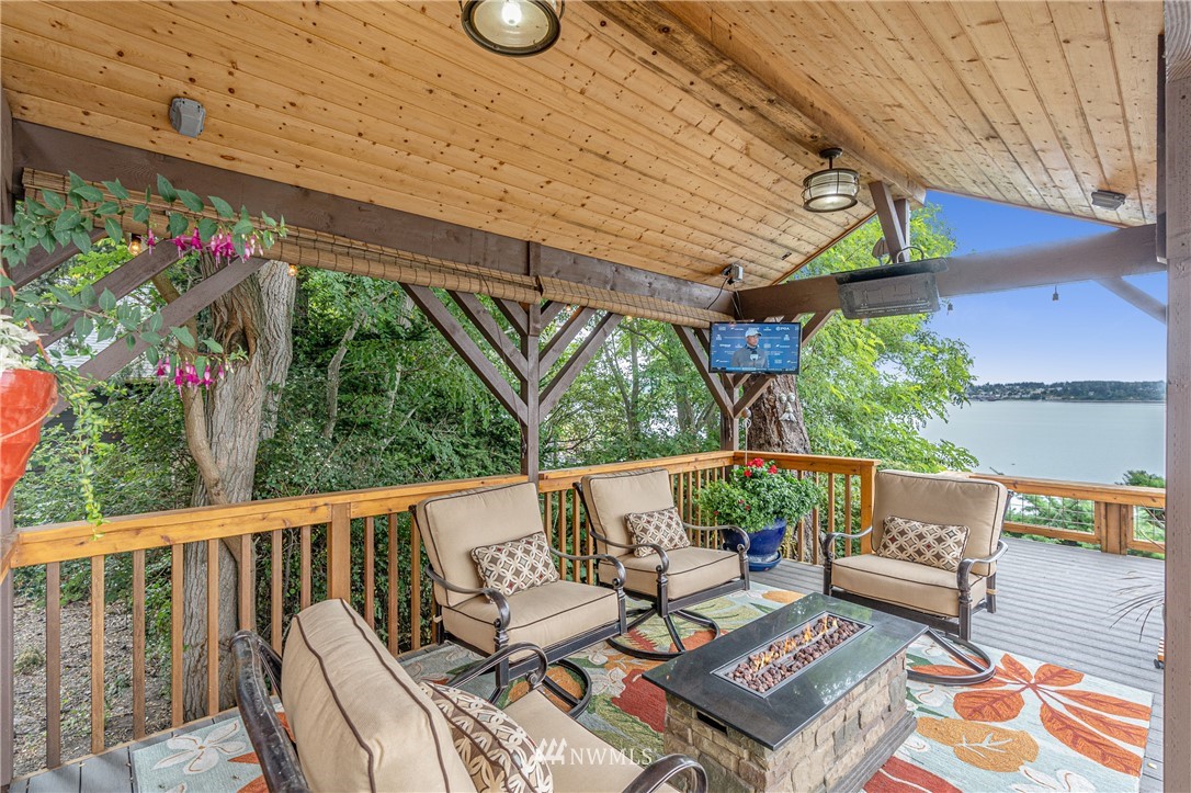 1409 Penn Cove Road Oak Harbor, WA 98277 - Photo 31 of 40 Gallery Image 31